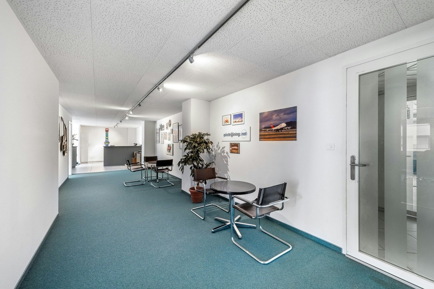 135m² office, photo 2 of 8