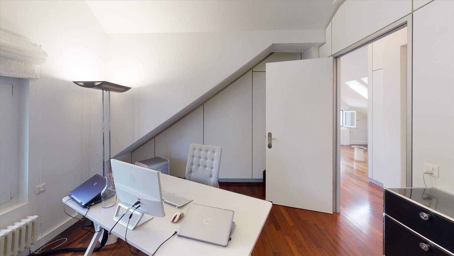 91m² office, photo 2 of 4