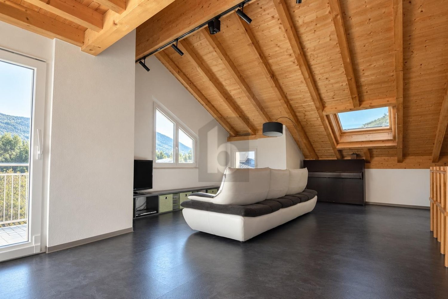4 ½ rooms roof flat, photo 4 of 4