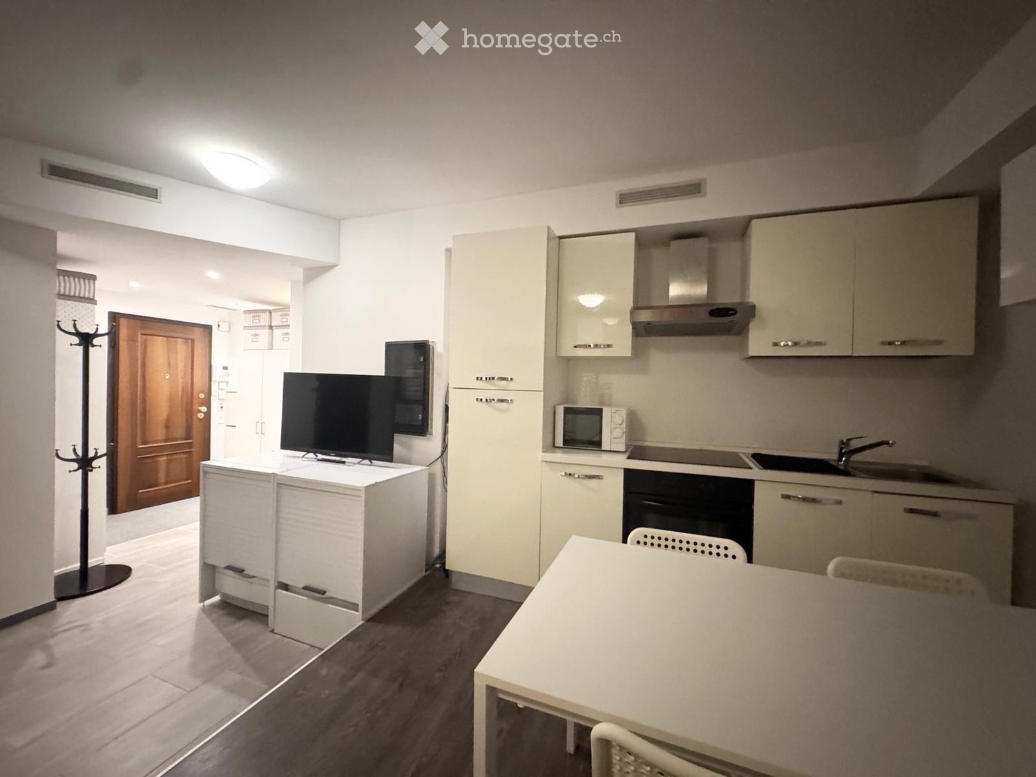 1 room apartment, photo 4 of 5