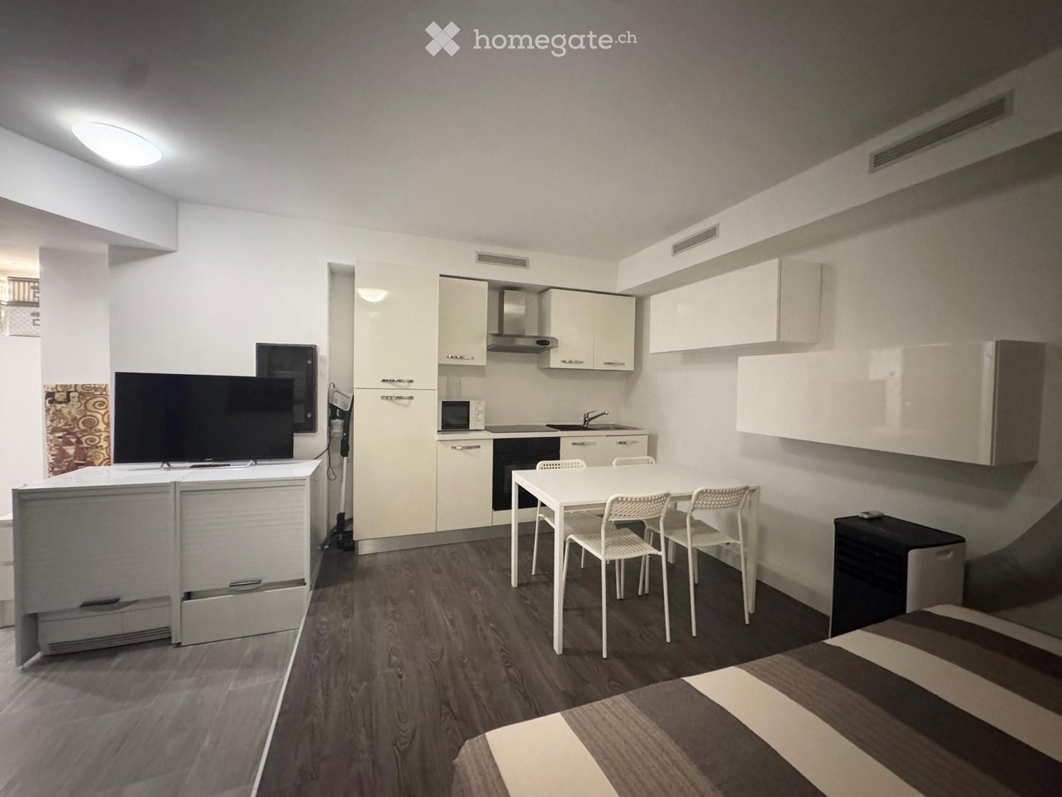 1 room apartment, photo 2 of 5