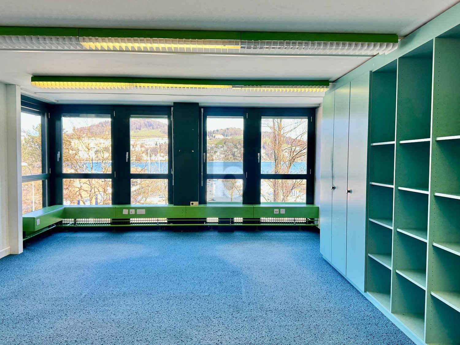 Office, photo 4 of 4