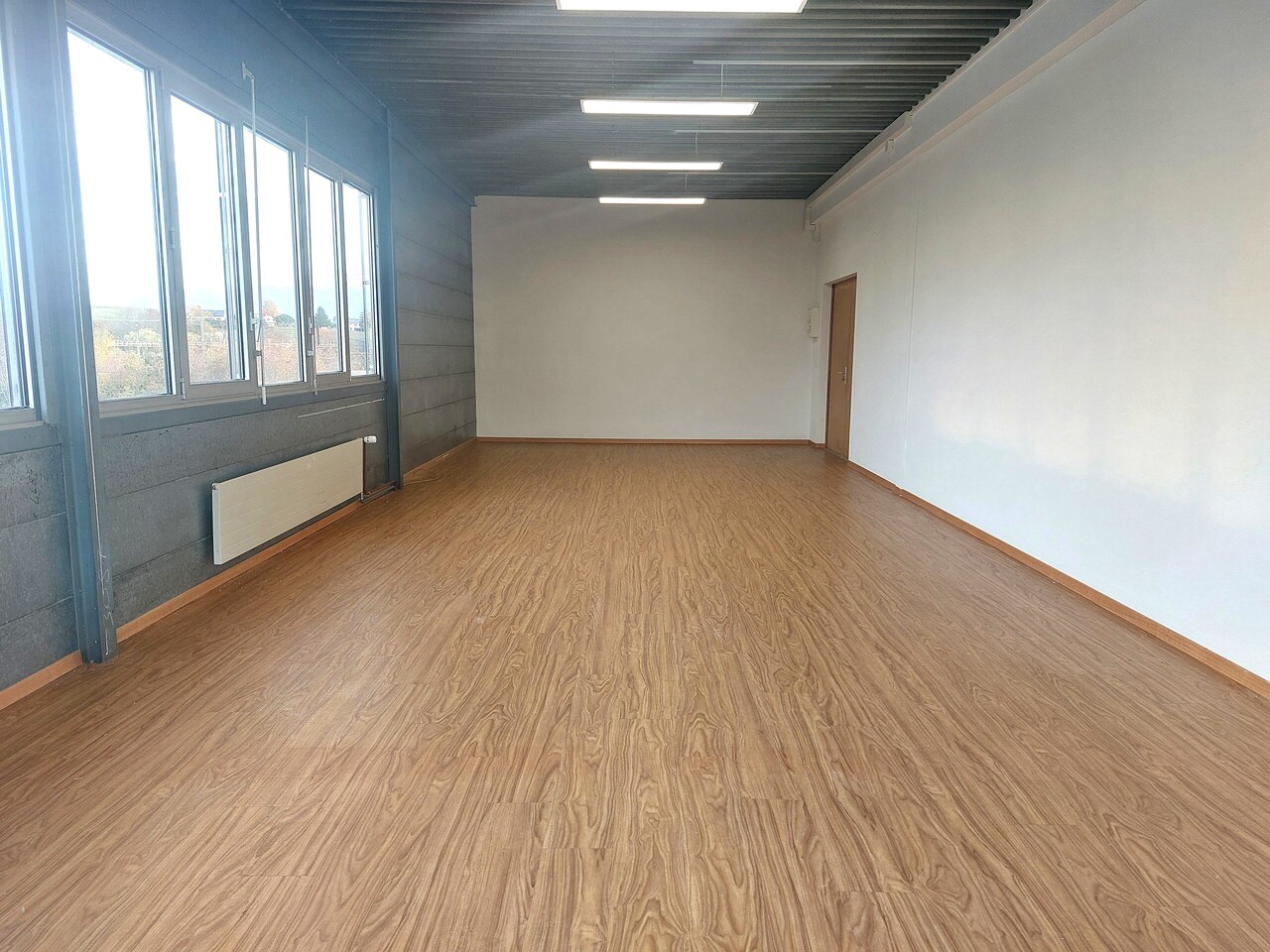 61m² office, photo 3 of 5