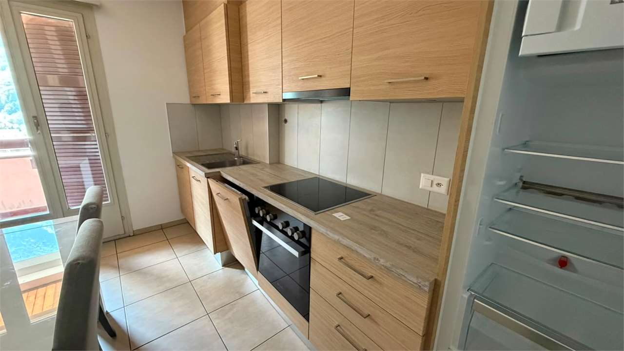2 rooms furnished flat