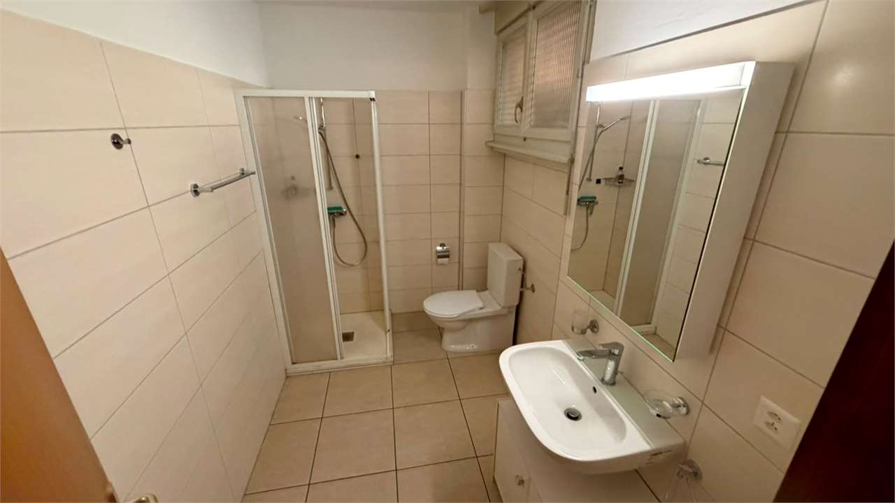 2 rooms furnished flat