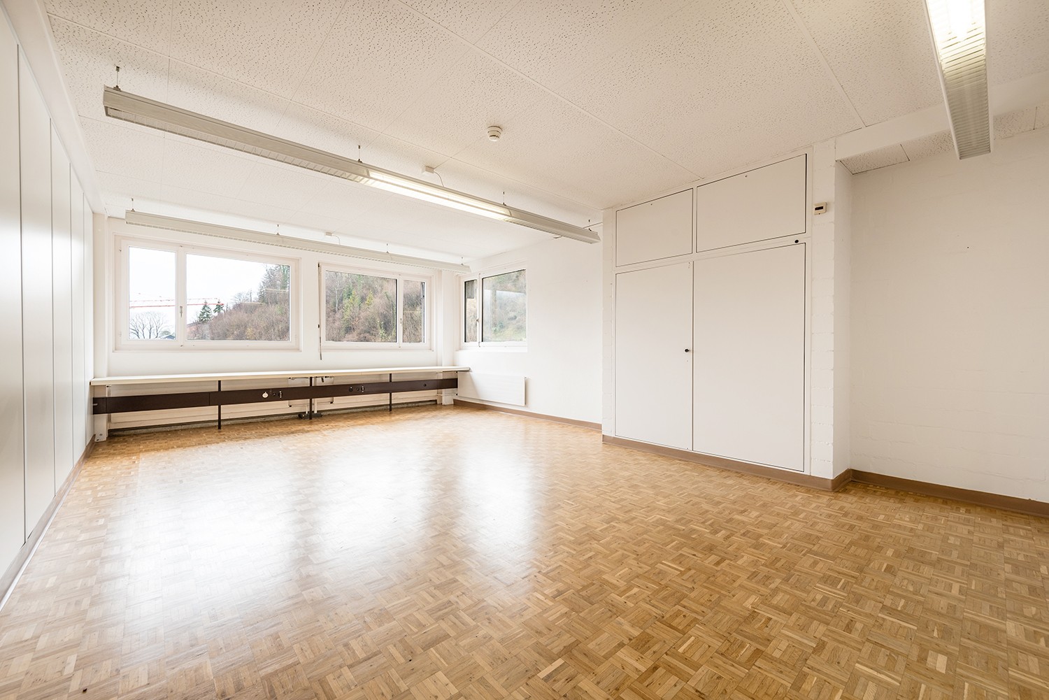 814m² office, photo 2 of 10