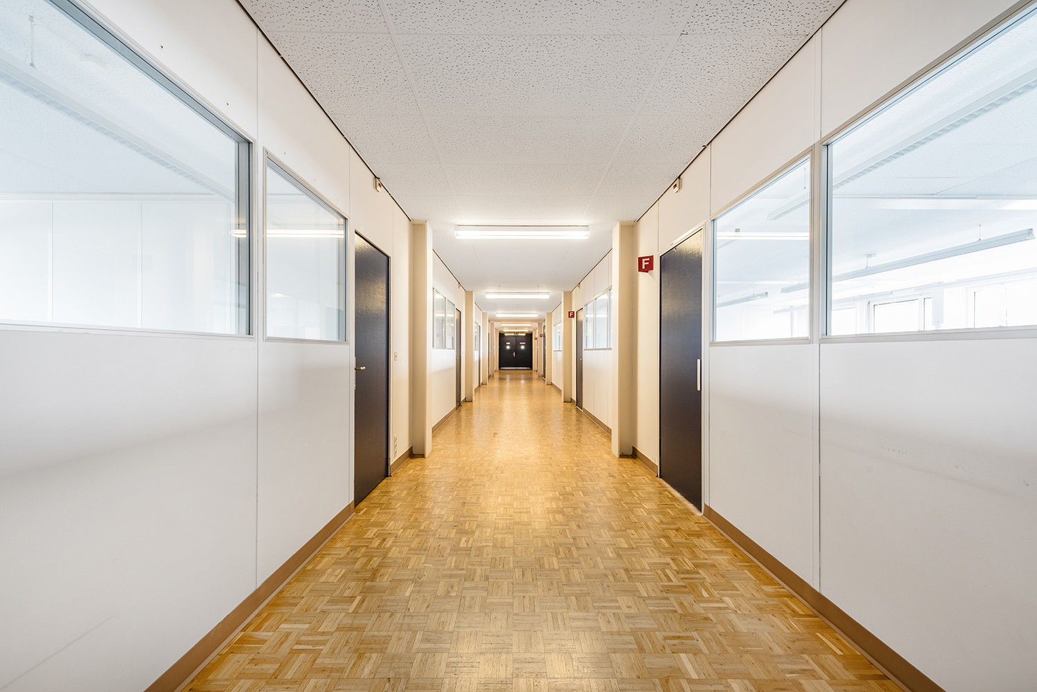 814m² office, photo 6 of 10