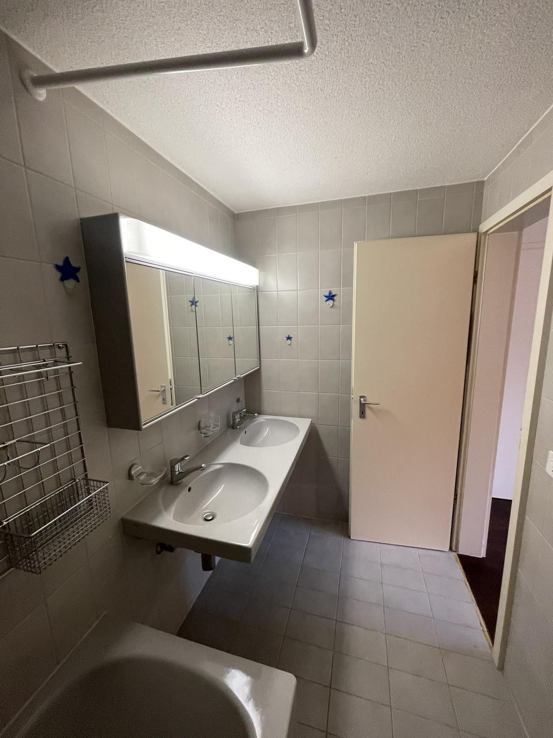 Room in a shared flat (10)