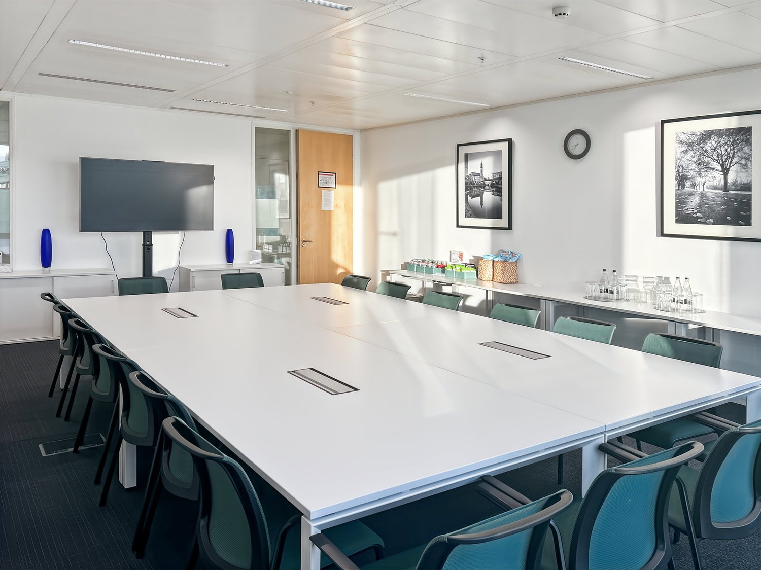 150m² office