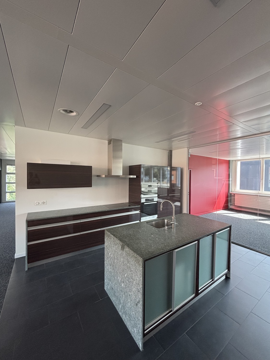 384m² bureau, photo 5 sur 10