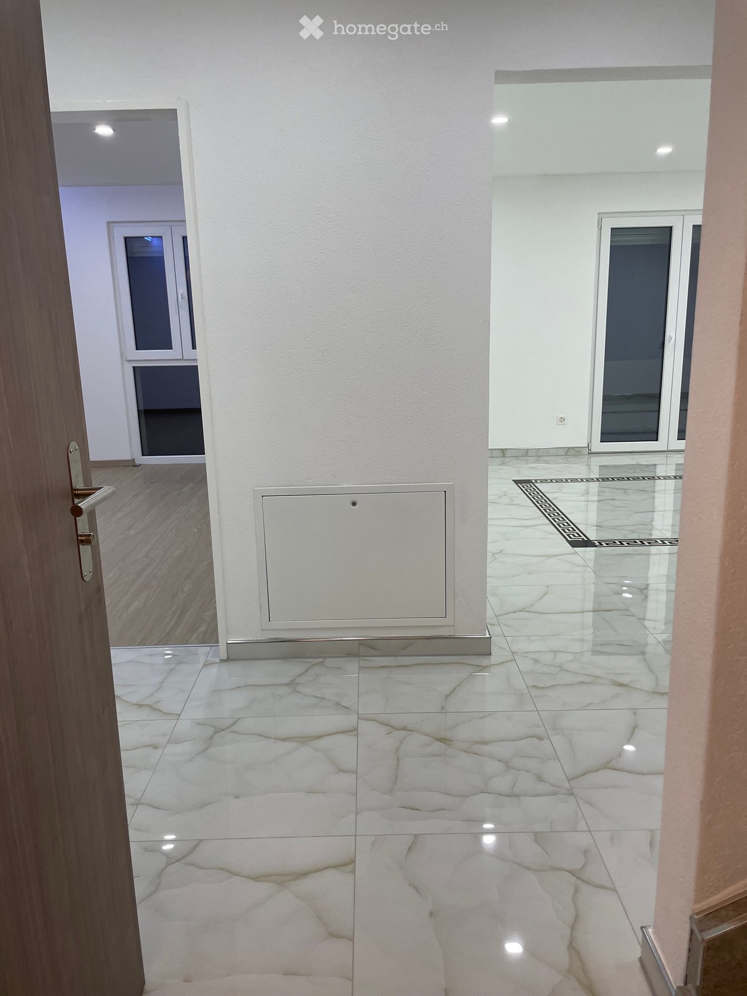 5 rooms apartment, photo 1 of 5