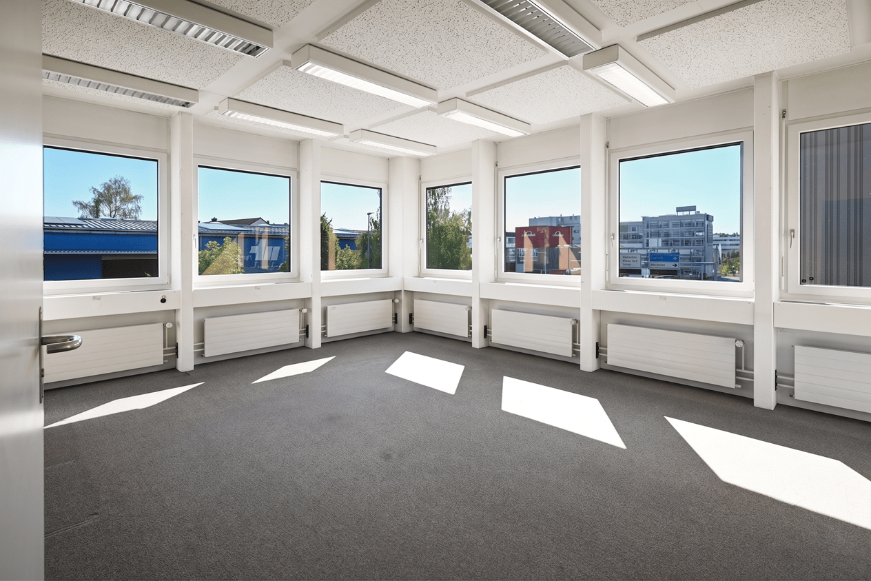 148m² office, photo 2 of 6