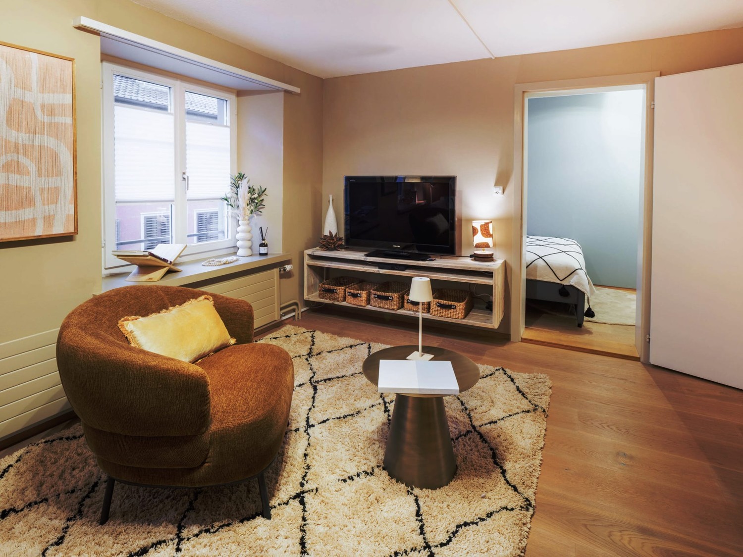 2 rooms apartment, photo 2 of 6