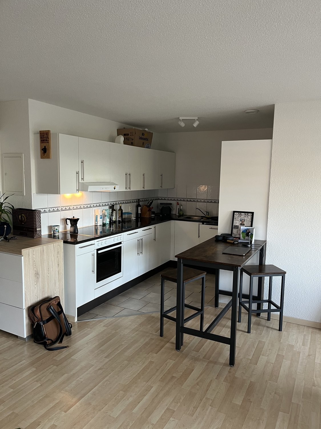 2 ½ rooms furnished flat