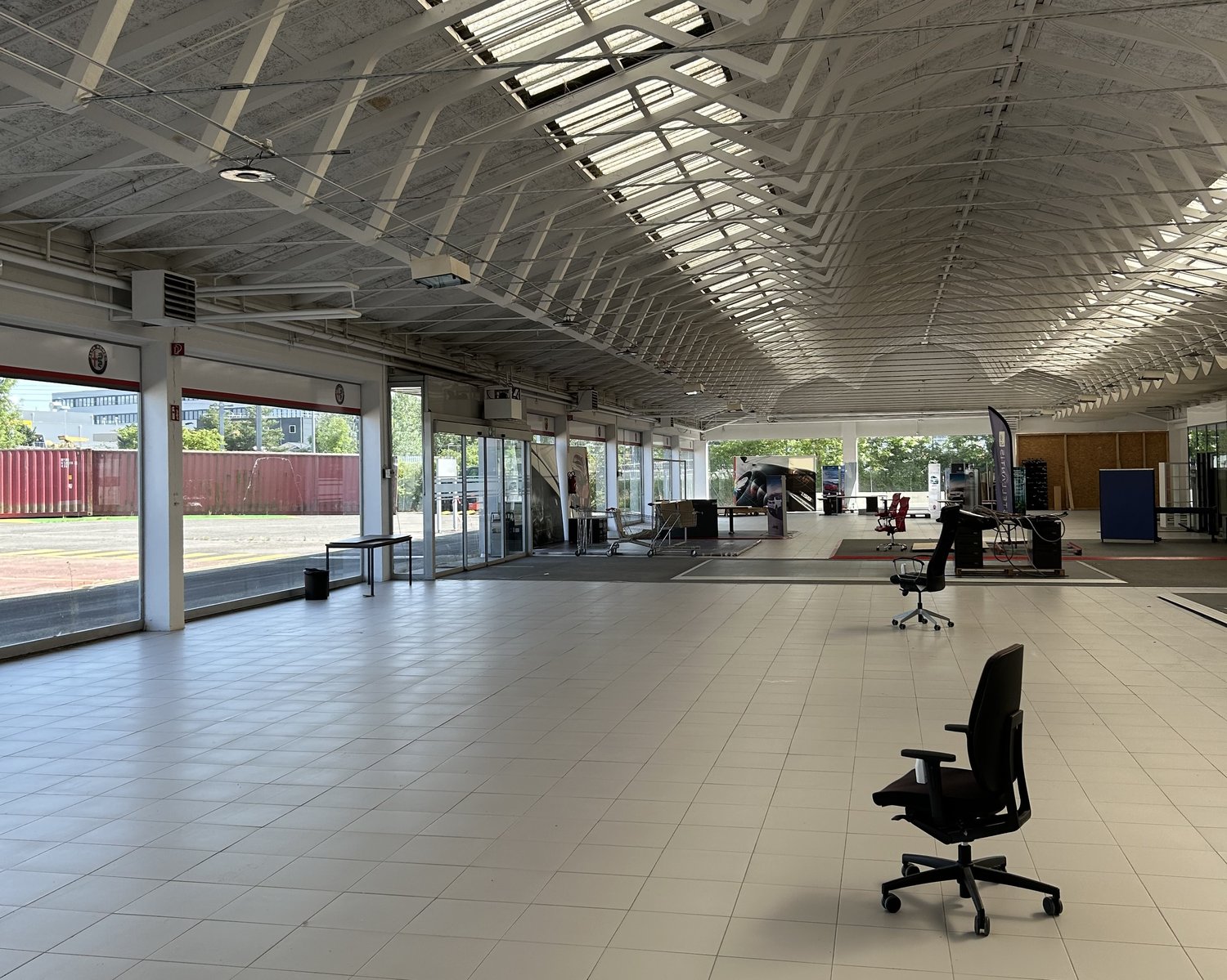 1000m² industrial object, photo 4 of 5