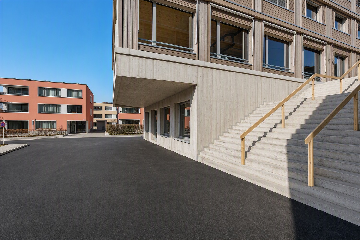 47m² commercial