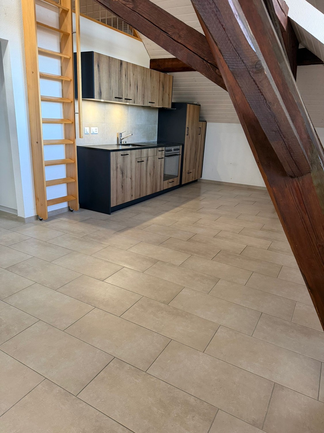 3 rooms apartment, photo 1 of 4
