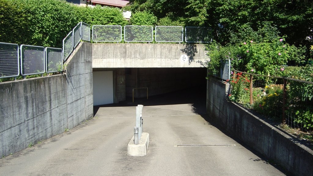 Underground slot, photo 2 of 2