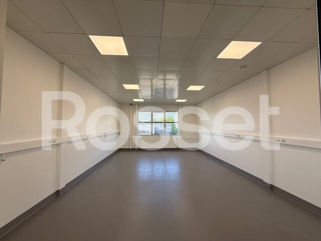 Office, photo 1 of 2