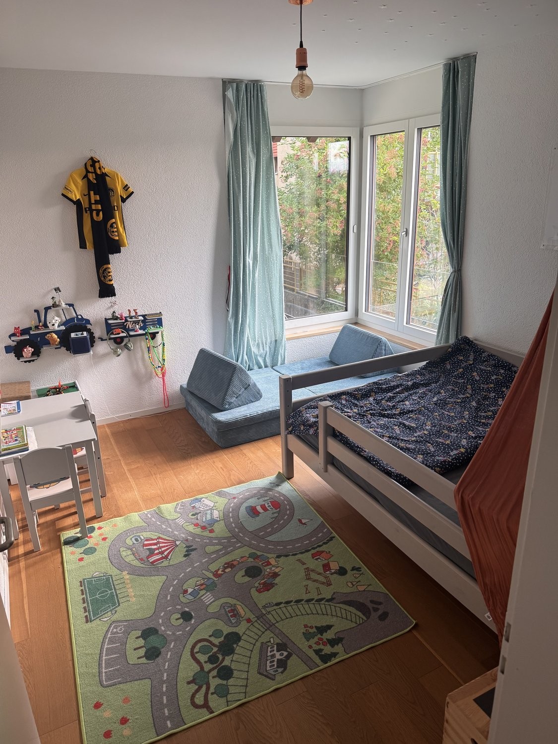 6 ½ rooms furnished flat