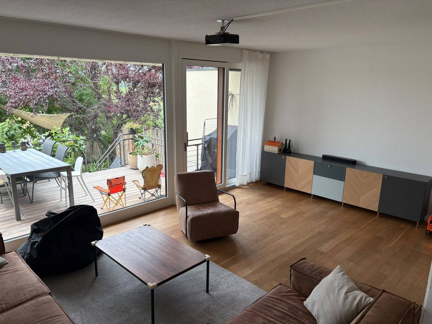 6 ½ rooms furnished flat