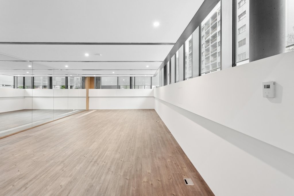 196m² commercial, photo 4 of 10