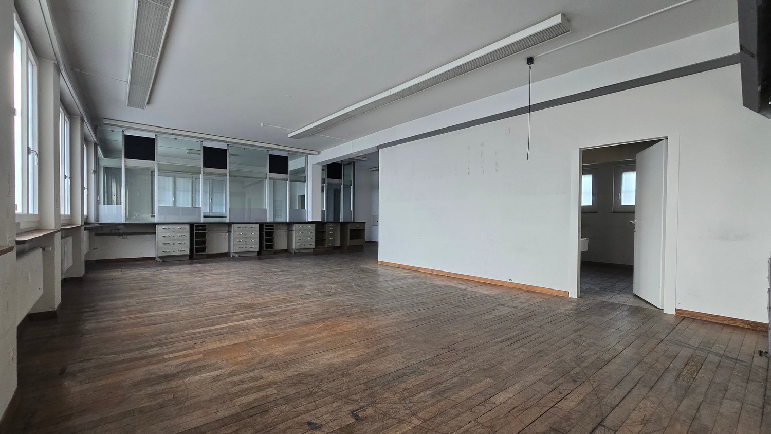 158m² commercial, photo 5 of 7