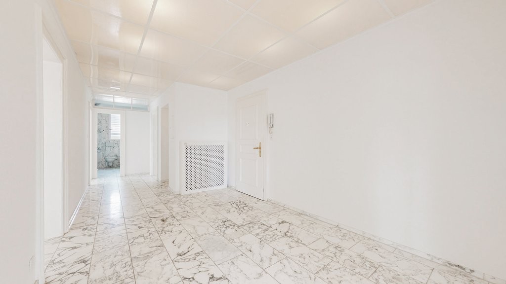 6 rooms apartment, photo 9 of 10