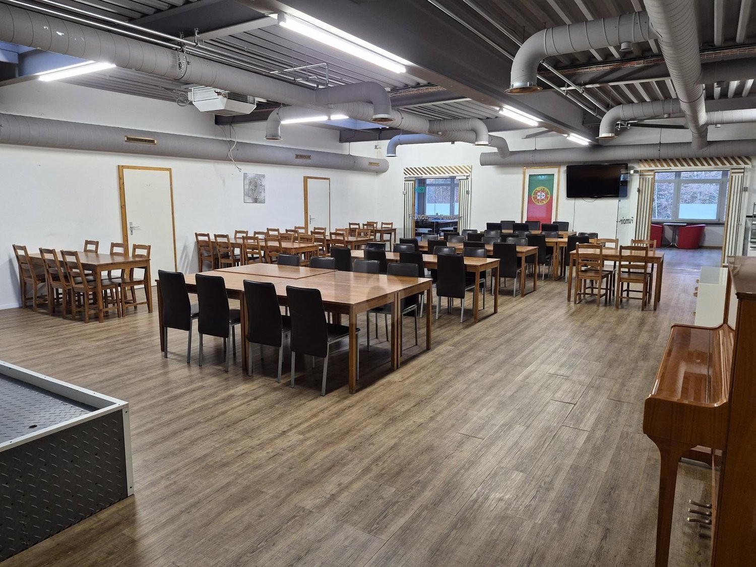 299m² restaurant, photo 4 of 4