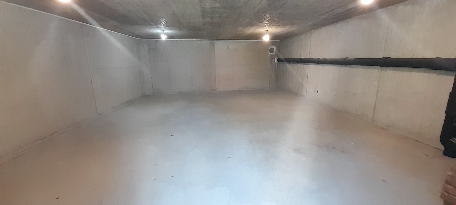 52m² workshop, photo 1 of 3