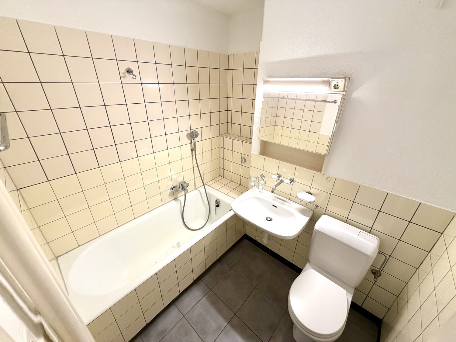 3 rooms apartment, photo 9 of 10