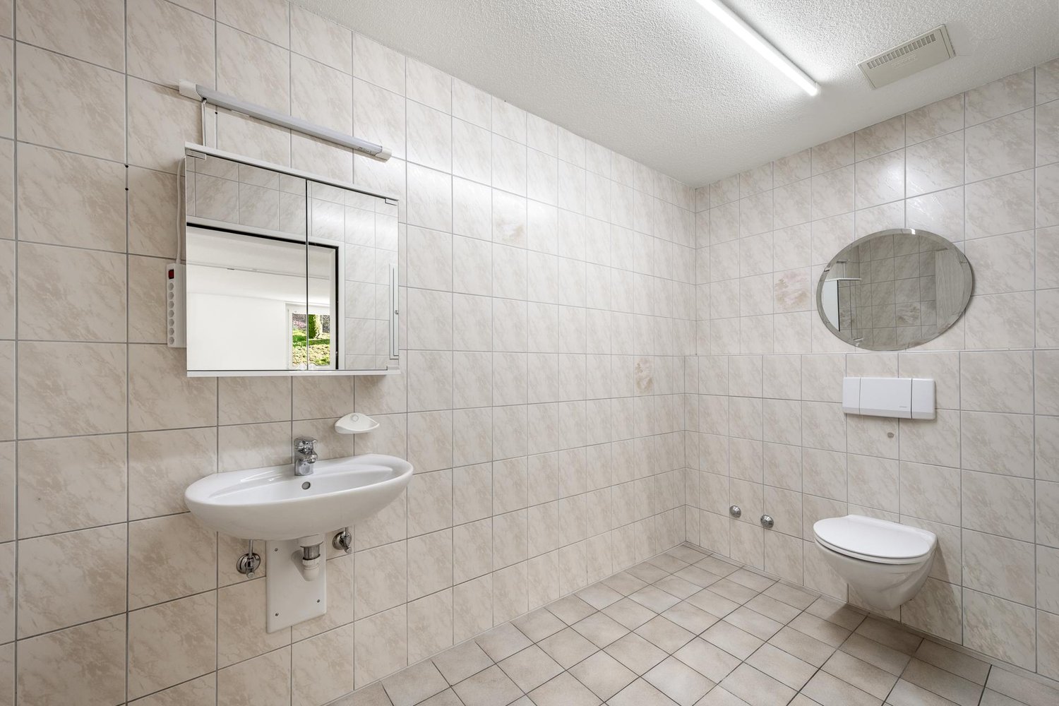 195m² commercial, photo 6 of 9