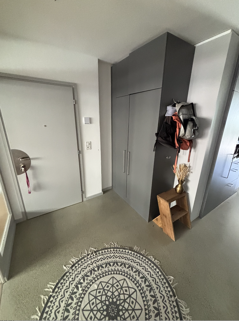 4 rooms apartment, photo 3 of 10
