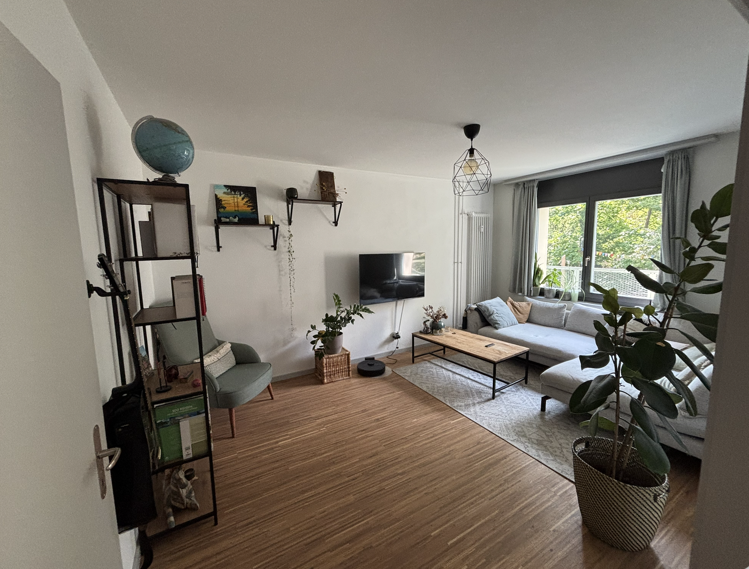 4 rooms apartment, photo 1 of 10