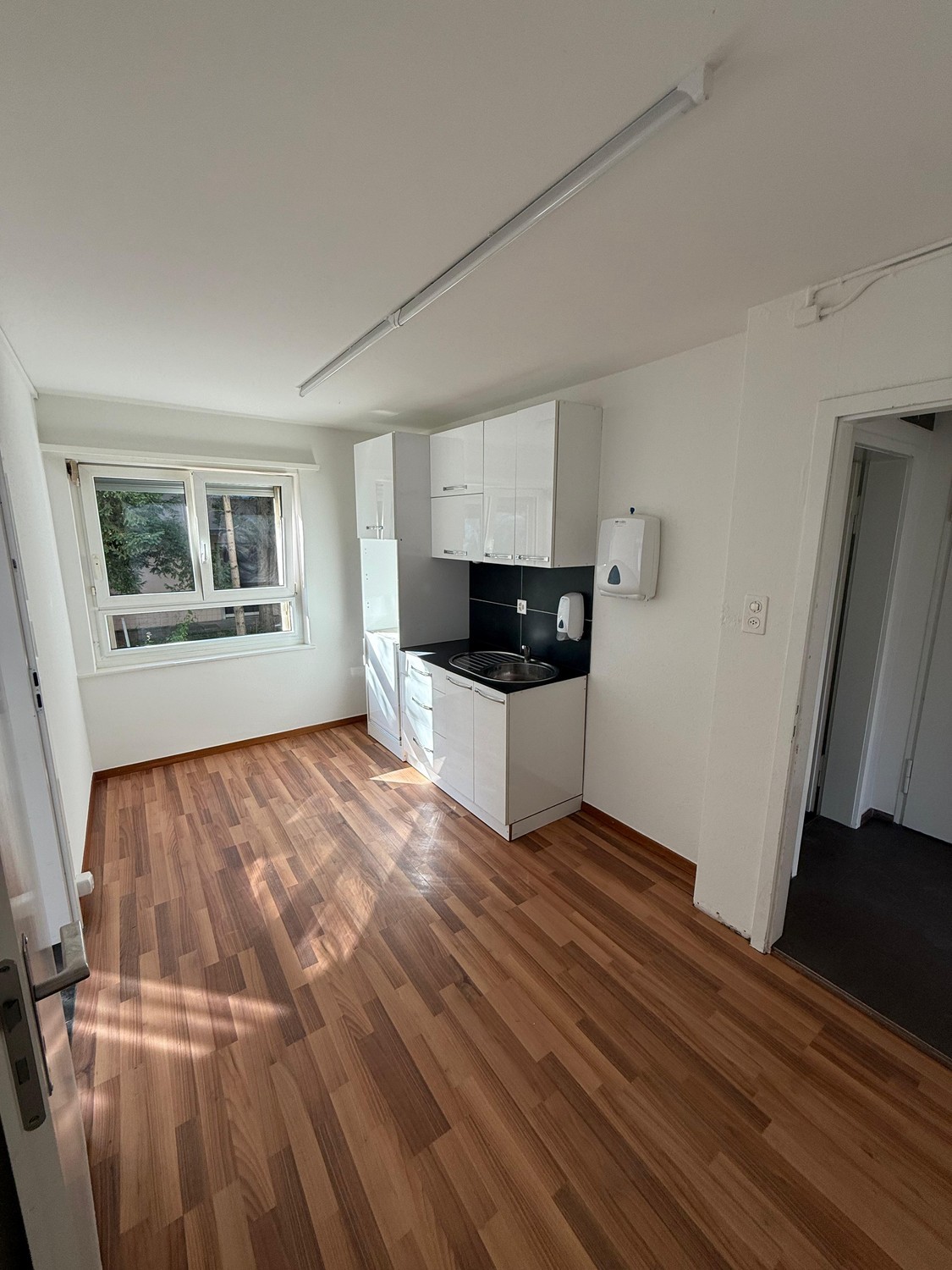 70m² office, photo 5 of 8