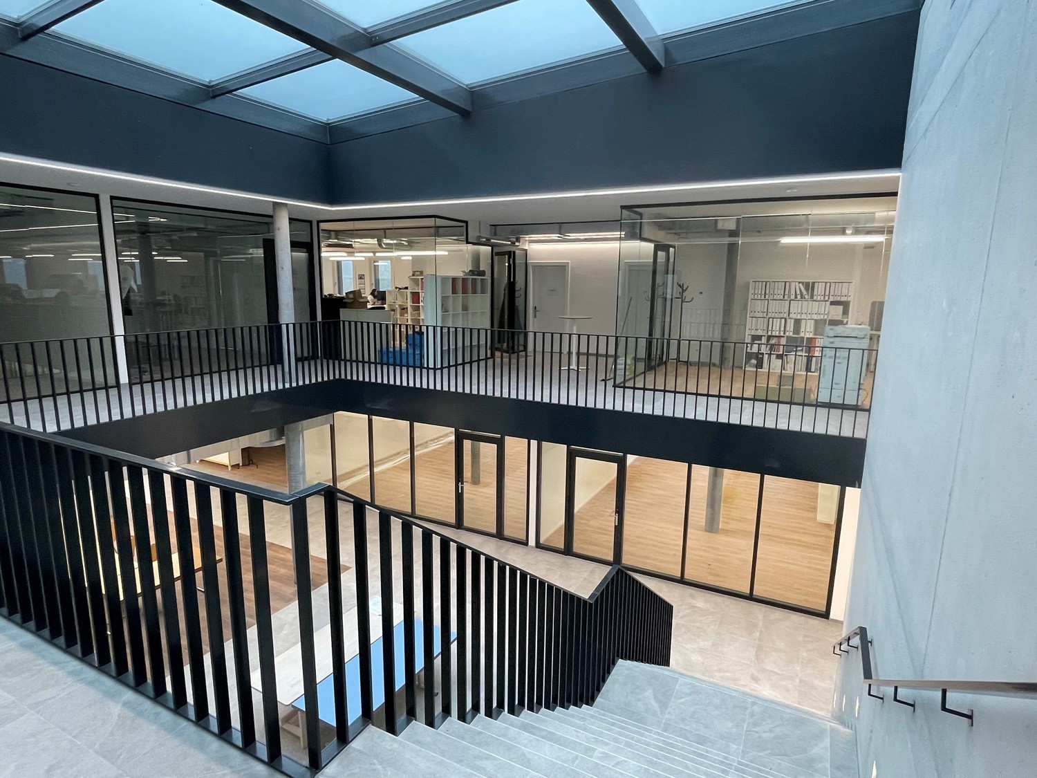56m² office