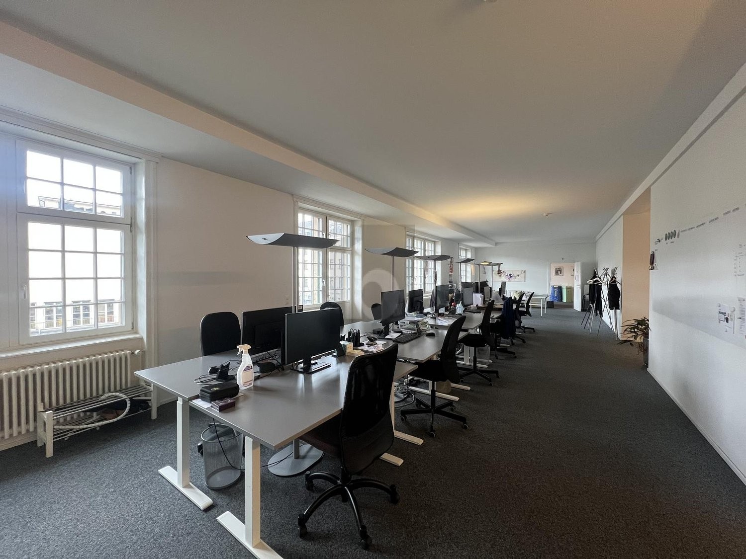 188m² office, photo 2 of 4