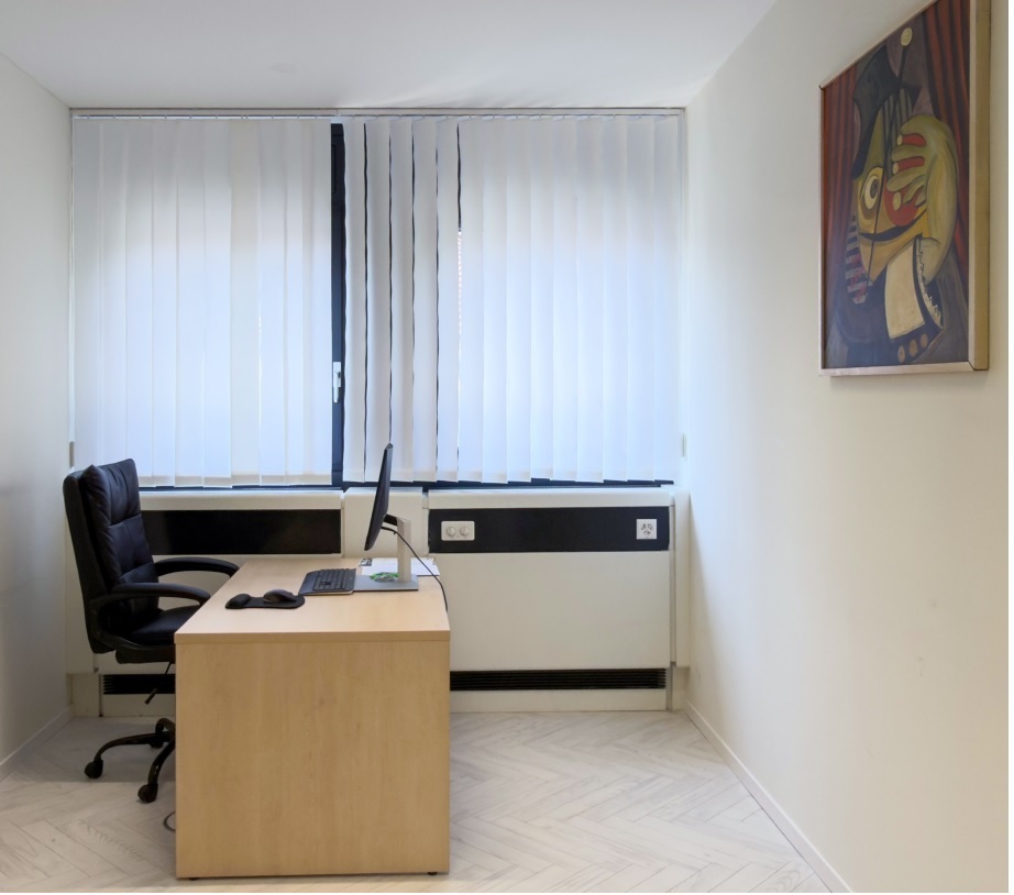 Office, photo 7 of 9