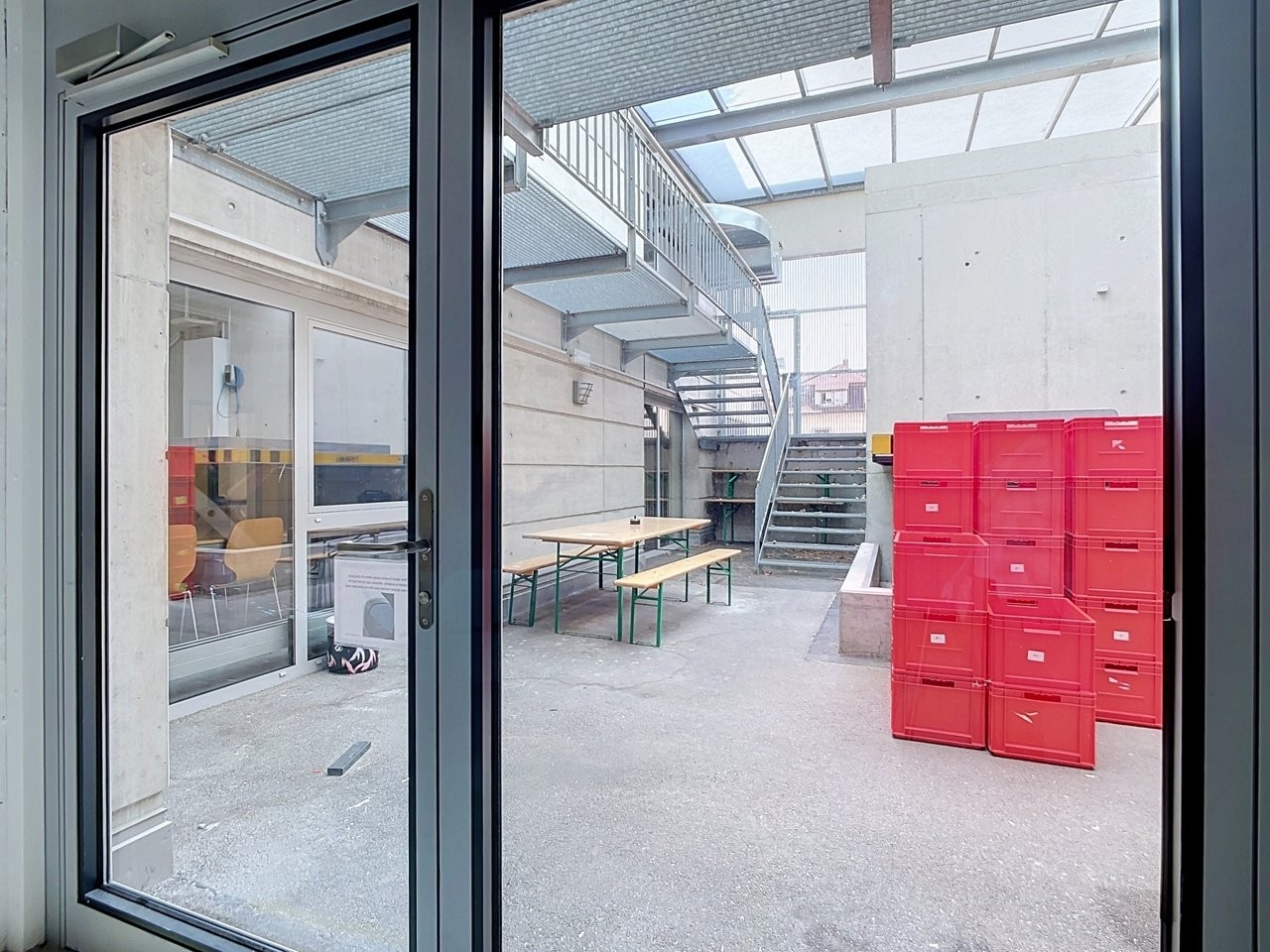 1130m² commercial, photo 9 of 10