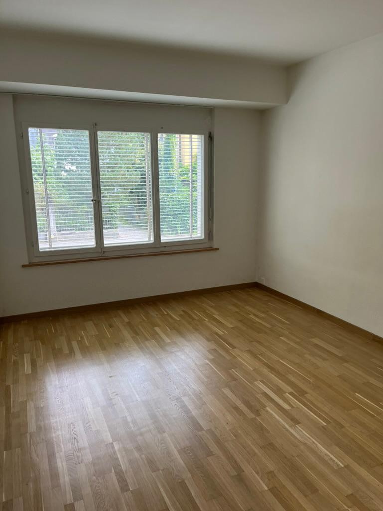 4 rooms apartment, photo 1 of 6