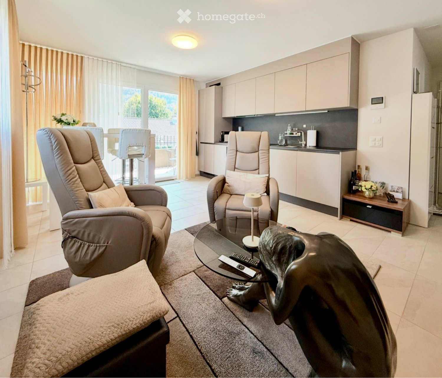 2 rooms apartment, photo 2 of 3