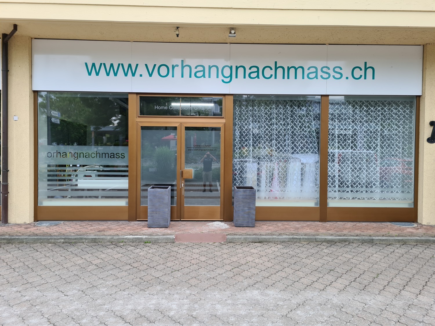 100-100m² commerciale