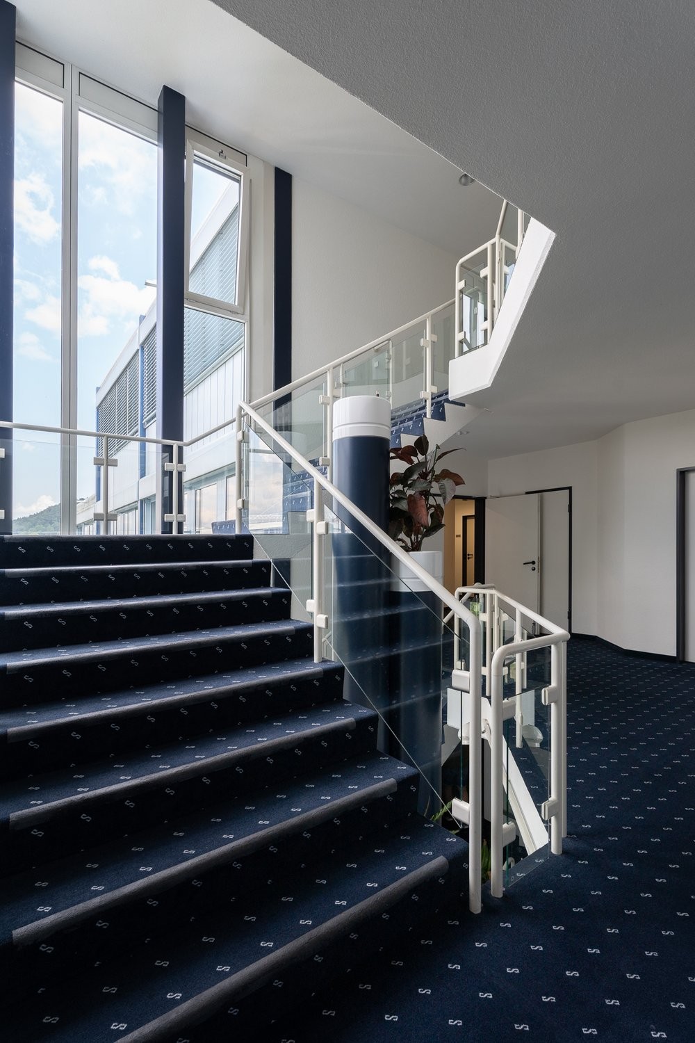 18m² office