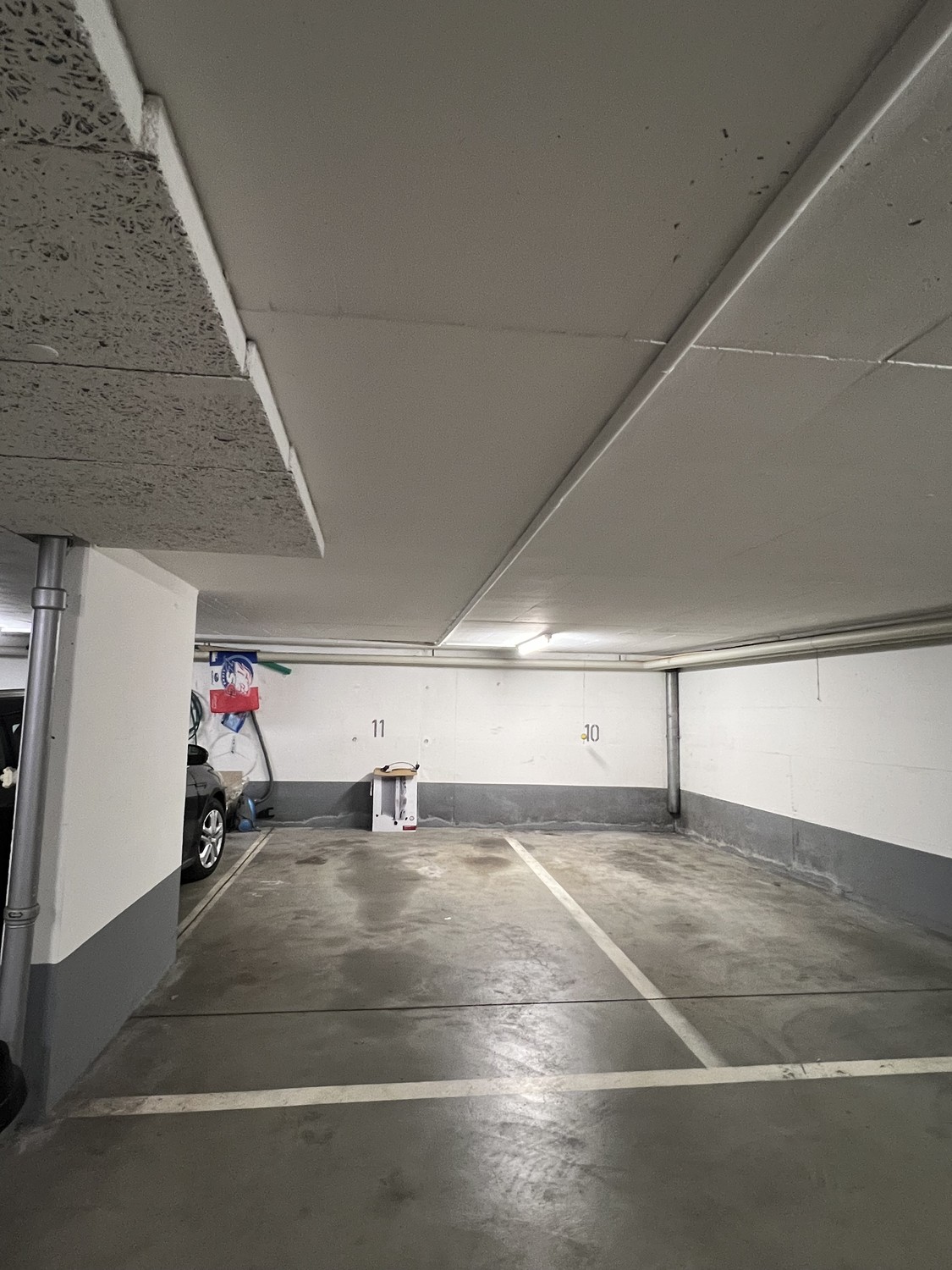 Open slot, photo 2 of 2
