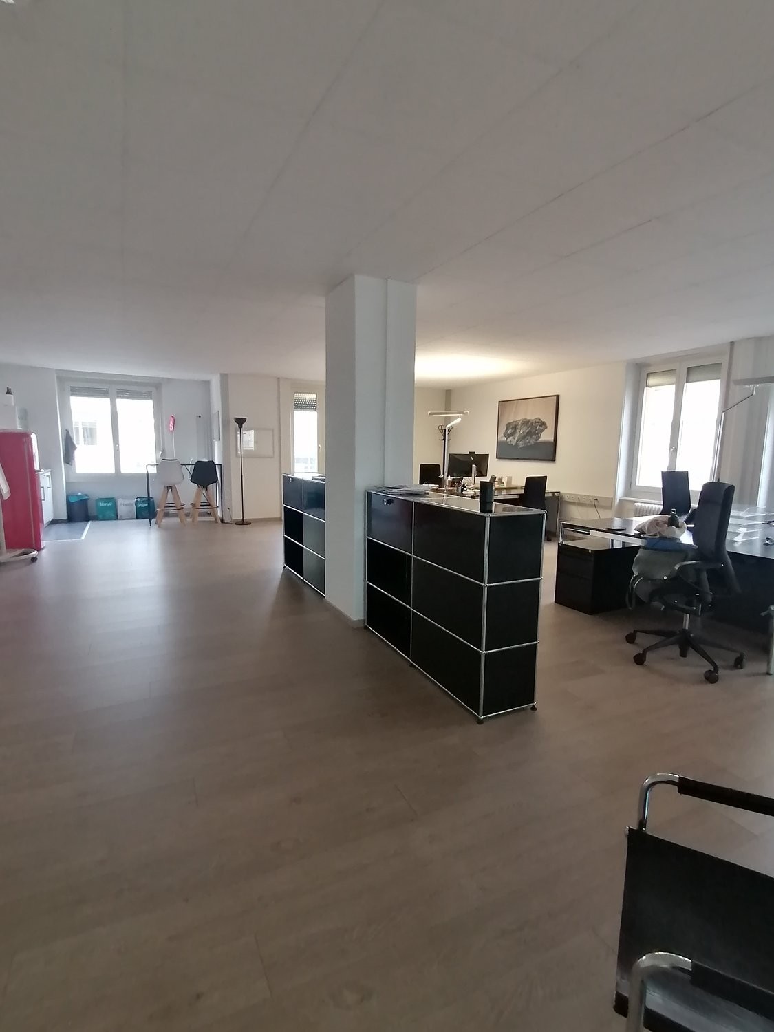 Office, photo 7 of 8
