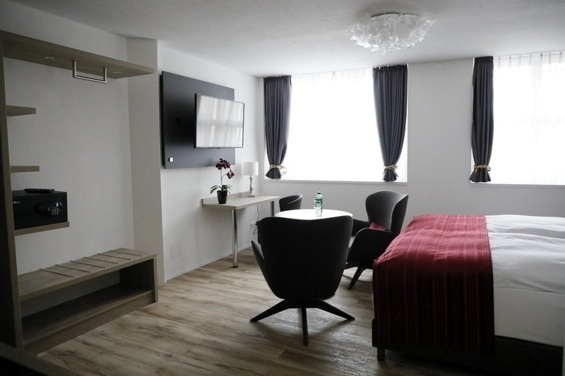 1 room furnished flat, photo 2 of 7