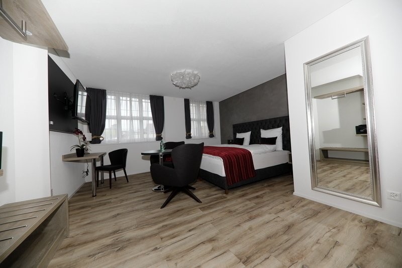 1 room furnished flat, photo 3 of 7