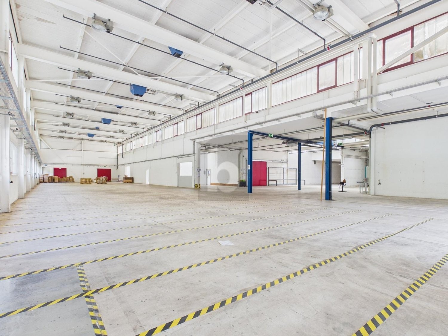 1336m² industrial object, photo 2 of 4