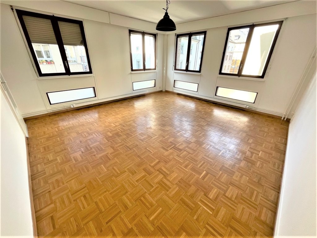 4 rooms apartment, photo 5 of 10