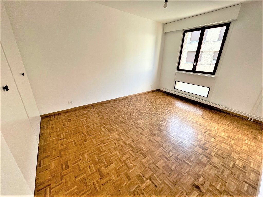 4 rooms apartment, photo 9 of 10